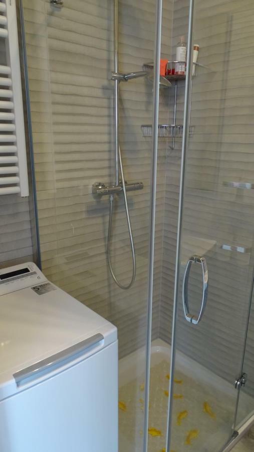 Apartament Delux レバル エクステリア 写真